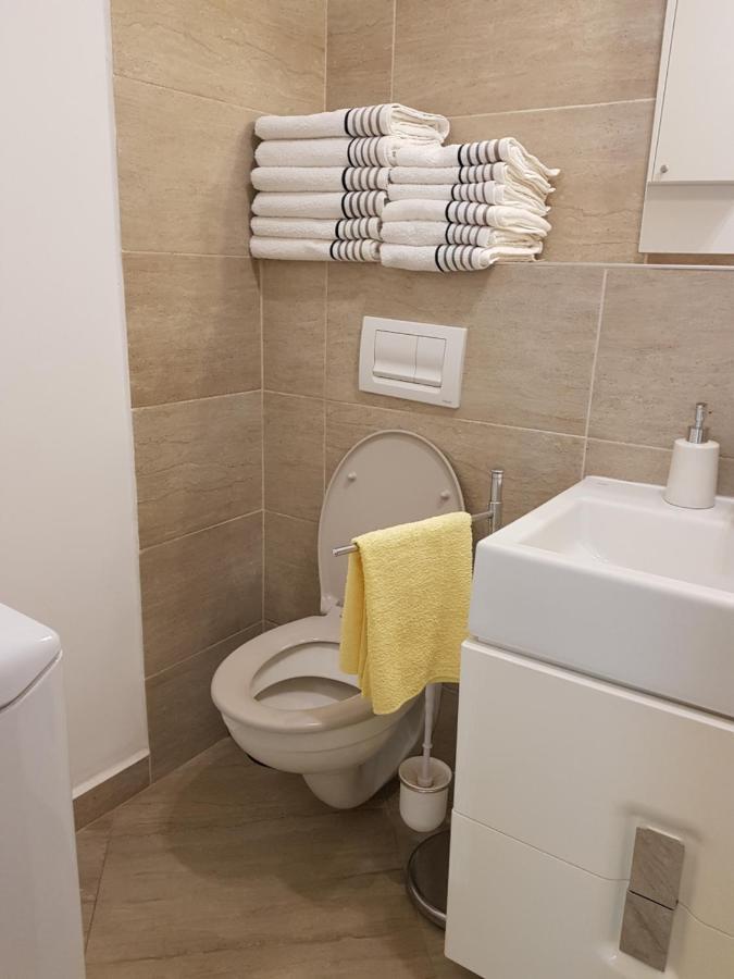 Apartament Ultracentral Monadin 2 ブラショフ エクステリア 写真