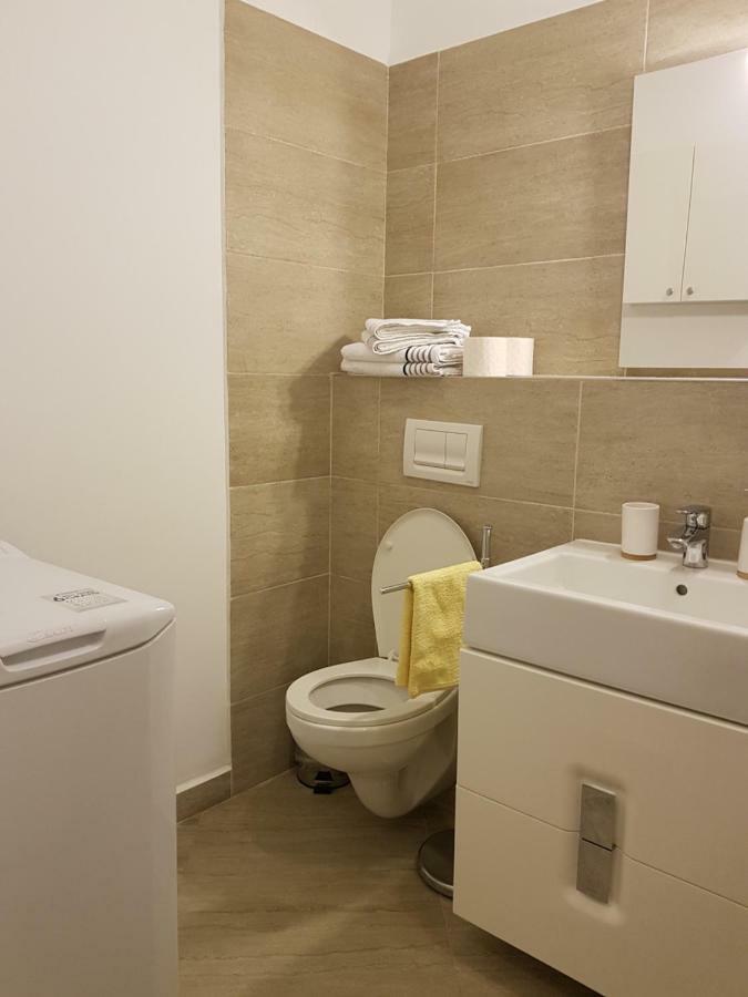 Apartament Ultracentral Monadin 2 ブラショフ エクステリア 写真