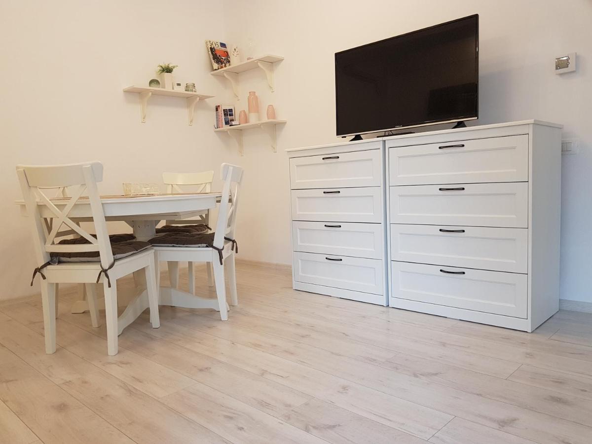 Apartament Ultracentral Monadin 2 ブラショフ エクステリア 写真